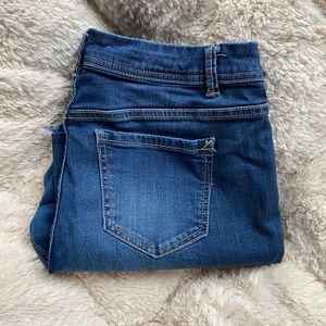 Women’s skinny jeans